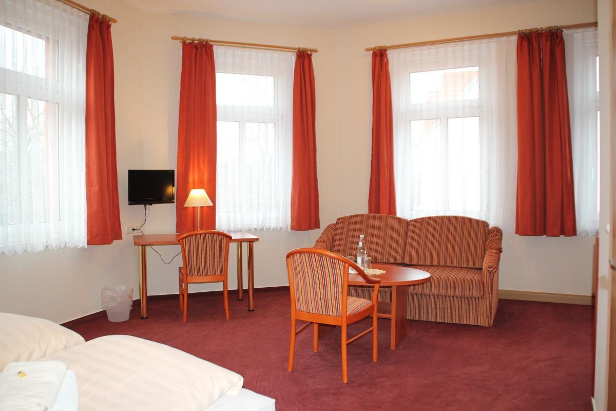Hotel Thueringer Hof ルドルシュタット エクステリア 写真