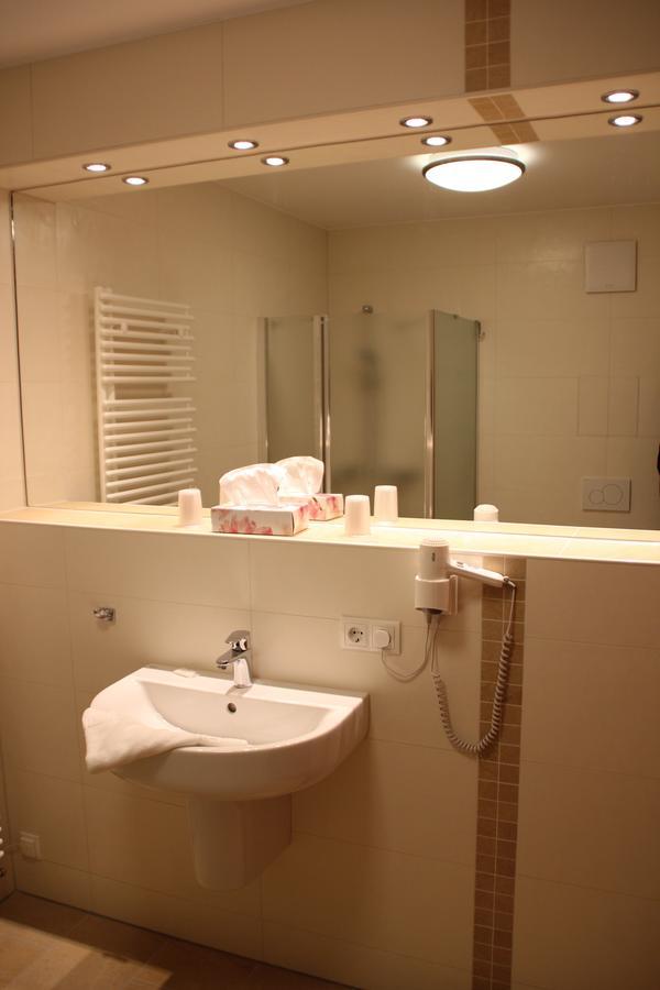 Hotel Thueringer Hof ルドルシュタット エクステリア 写真